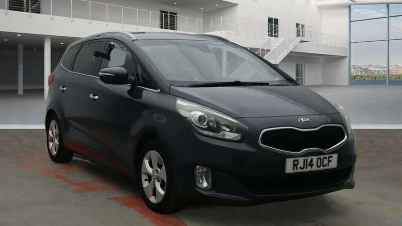 Check out this Kia Carens 2014 Diesel Manual