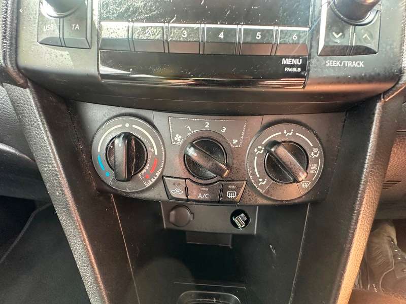 2014 SUZUKI SWIFT 2014 SUZUKI SWIFT
