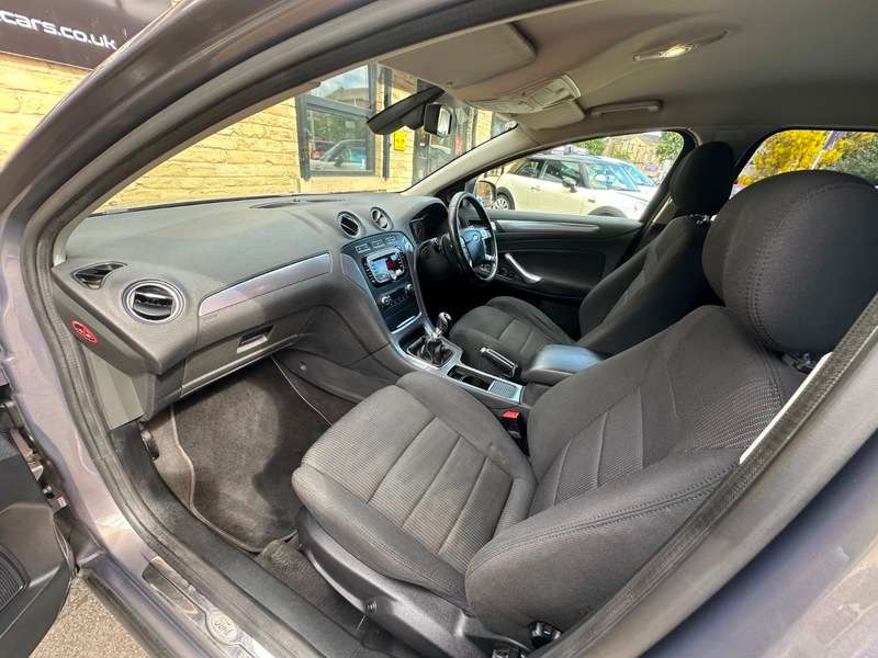 2011 FORD MONDEO 2011 FORD MONDEO