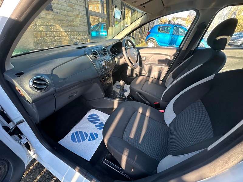 2015 DACIA SANDERO 2015 DACIA SANDERO