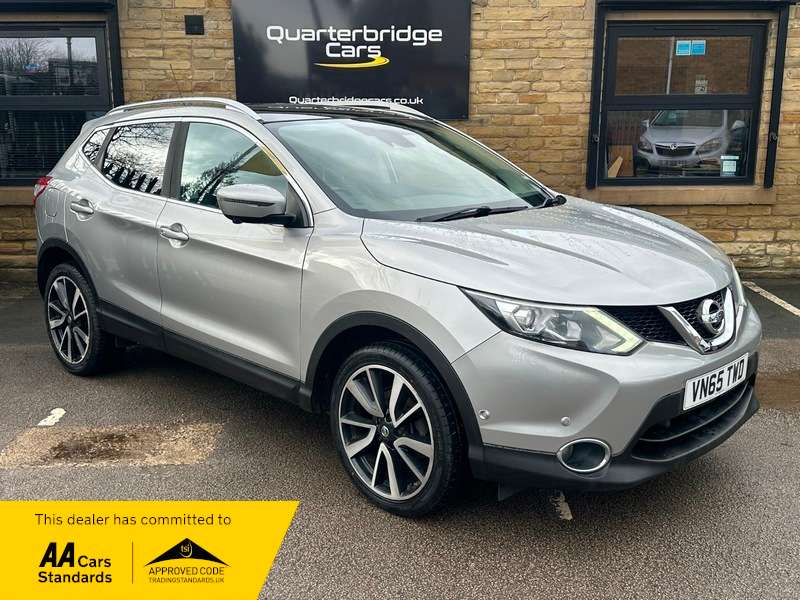 A 2015 NISSAN QASHQAI DCI TEKNA A 2015 NISSAN QASHQAI DCI TEKNA