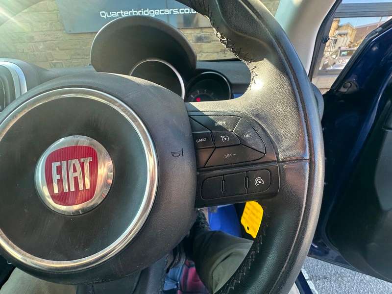 2017 FIAT 500X 2017 FIAT 500X