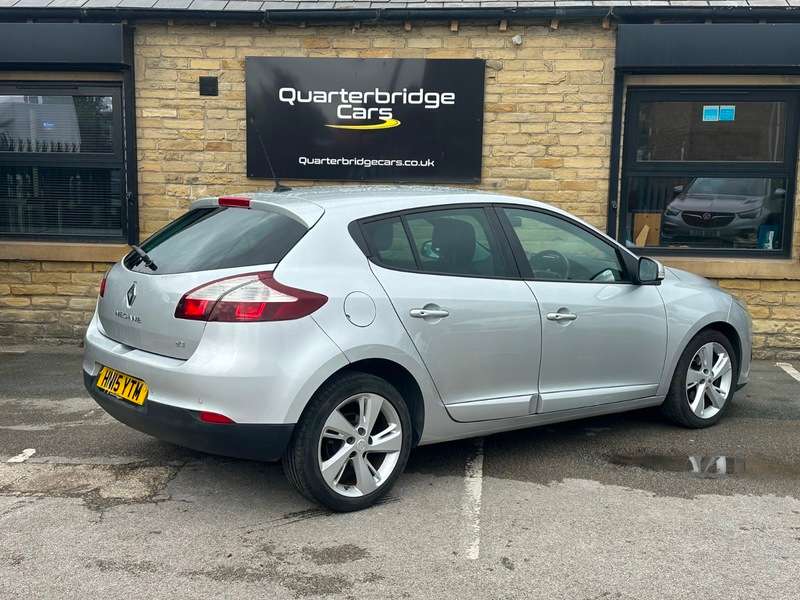 2015 RENAULT MEGANE 2015 RENAULT MEGANE