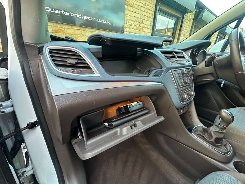 2013 VAUXHALL MOKKA 2013 VAUXHALL MOKKA