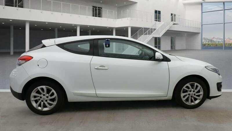 2014 RENAULT MEGANE 2014 RENAULT MEGANE