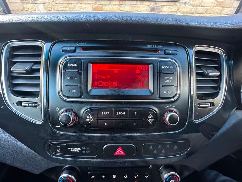 2014 KIA CARENS 2014 KIA CARENS