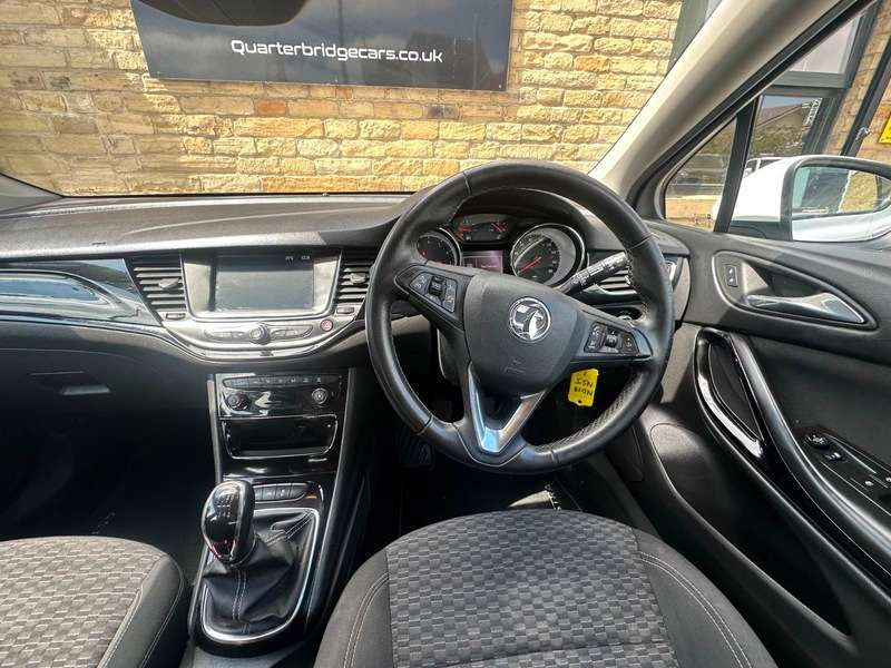 2018 VAUXHALL ASTRA 2018 VAUXHALL ASTRA