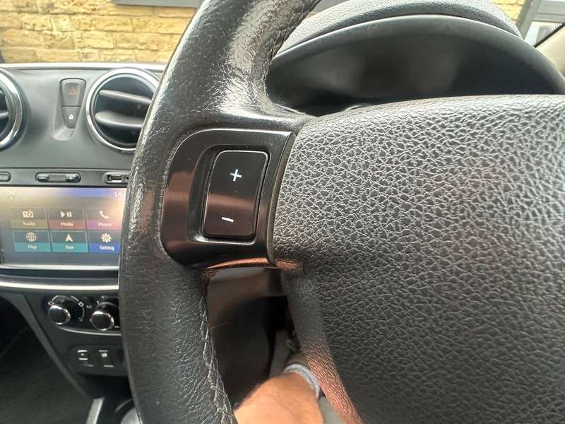 2015 DACIA SANDERO 2015 DACIA SANDERO