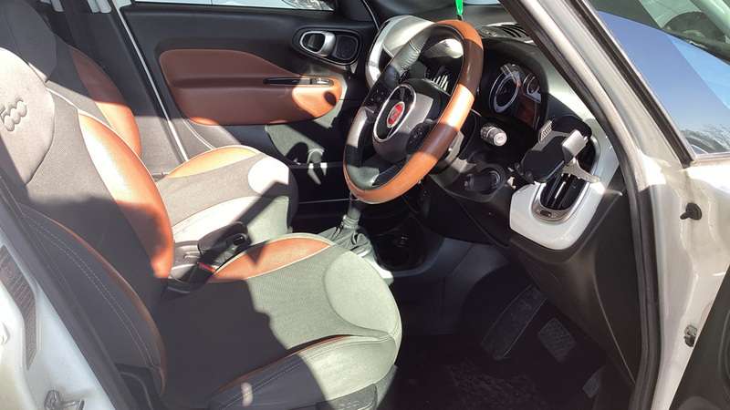 2014 FIAT 500L 2014 FIAT 500L