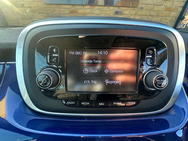 2017 FIAT 500X 2017 FIAT 500X