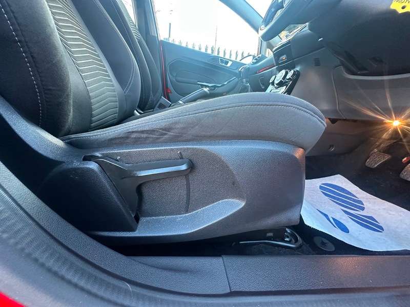 2015 FORD FIESTA 2015 FORD FIESTA