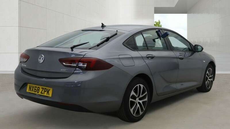 A 2018 VAUXHALL INSIGNIA GRAND SPORT DESIGN NAV A 2018 VAUXHALL INSIGNIA GRAND SPORT DESIGN NAV