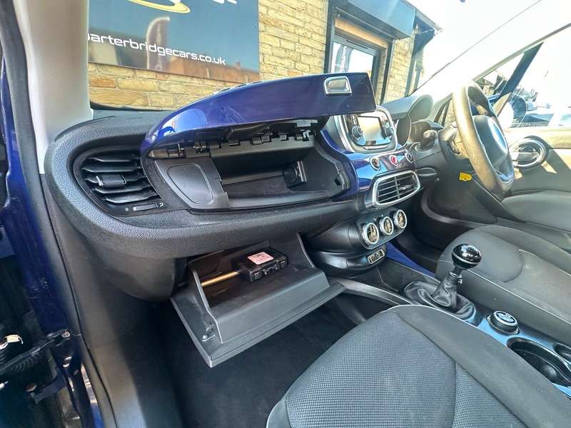 2017 FIAT 500X 2017 FIAT 500X