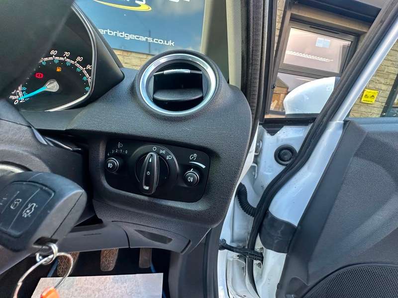 2017 FORD FIESTA 2017 FORD FIESTA