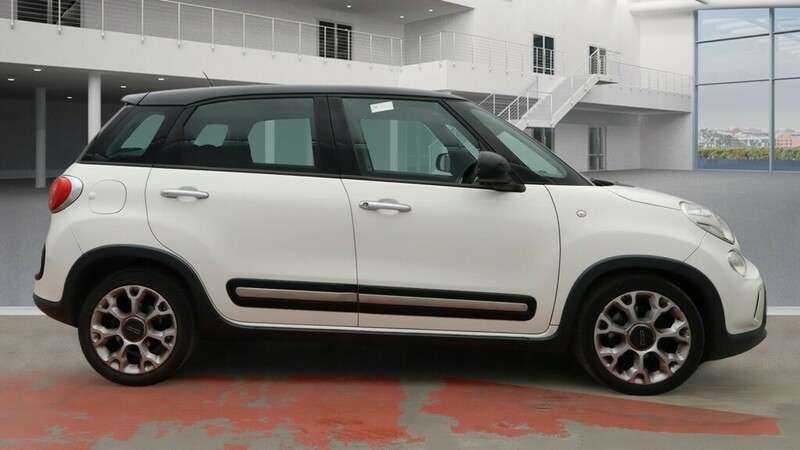 2014 FIAT 500L 2014 FIAT 500L