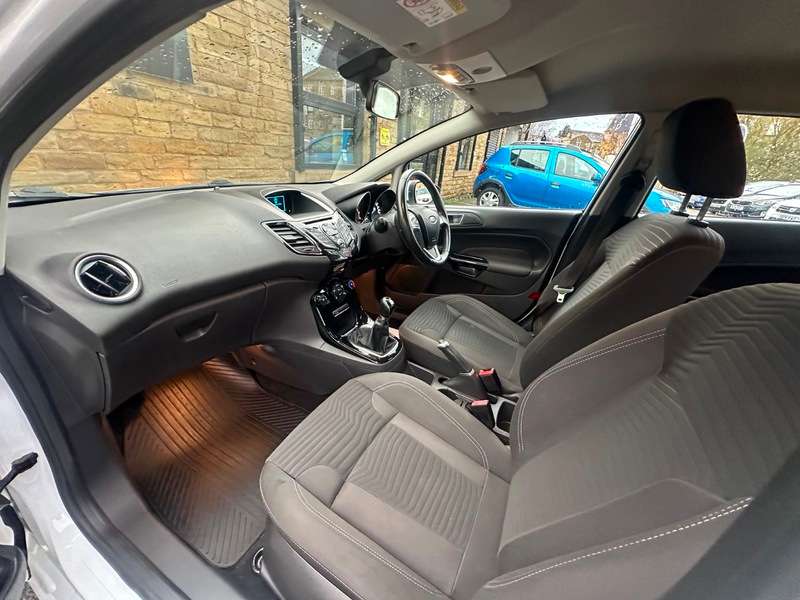 2015 FORD FIESTA 2015 FORD FIESTA