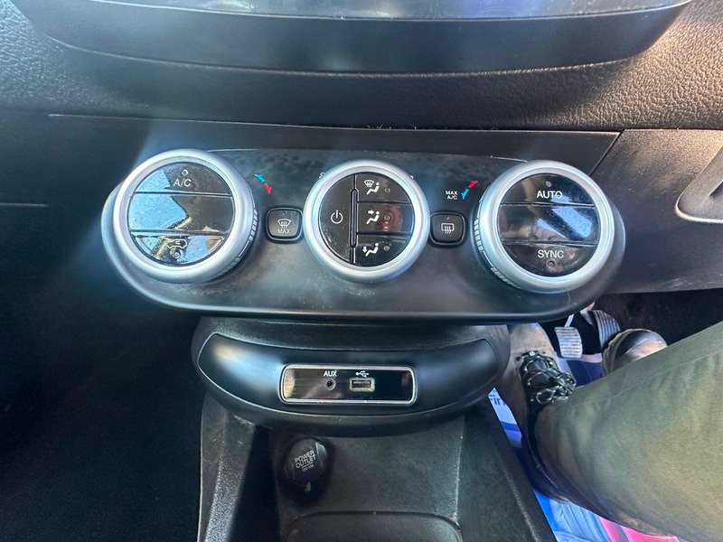 2017 FIAT 500X 2017 FIAT 500X