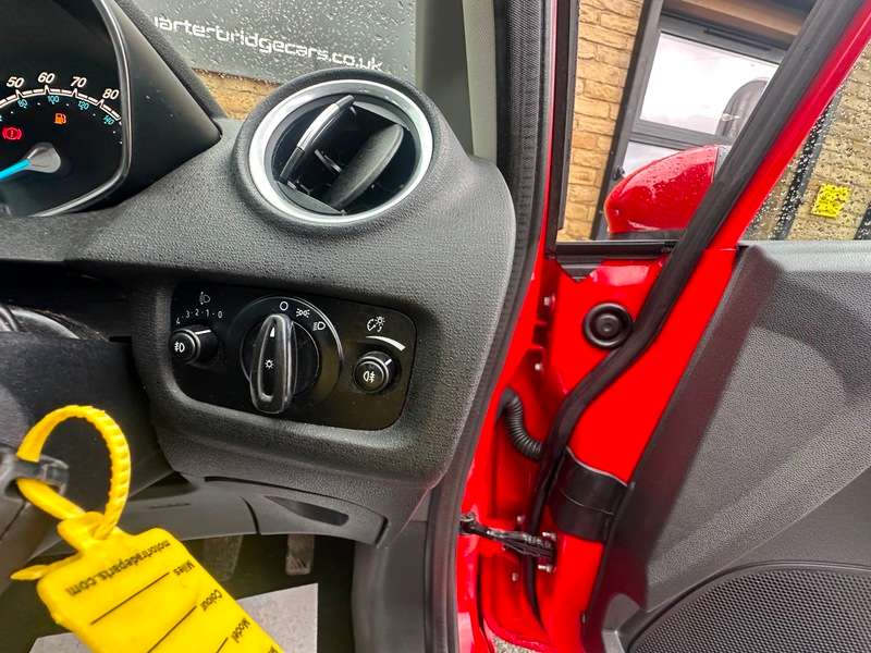 2016 FORD FIESTA 2016 FORD FIESTA