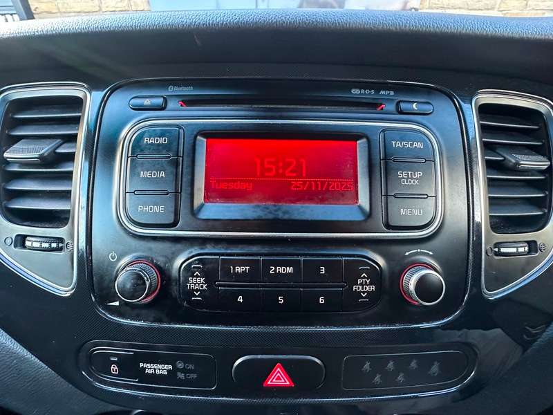 2014 KIA CARENS 2014 KIA CARENS