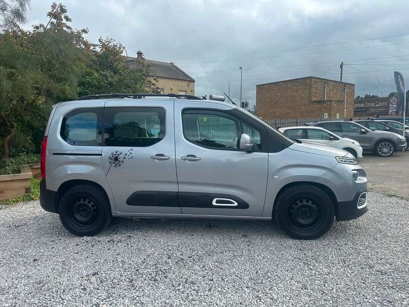 A 2021 CITROEN BERLINGO MULTISPACE BLUEHDI FEEL M S/S MICRO CAMPER A 2021 CITROEN BERLINGO MULTISPACE BLUEHDI FEEL M S/S MICRO CAMPER