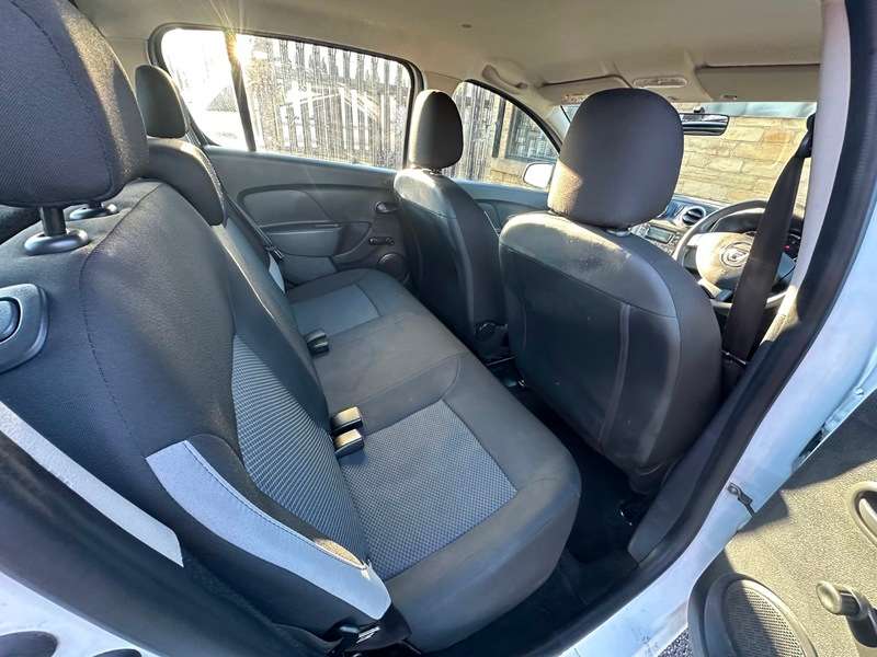 2015 DACIA SANDERO 2015 DACIA SANDERO