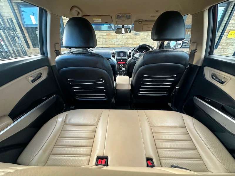 2016 SSANGYONG TIVOLI 2016 SSANGYONG TIVOLI