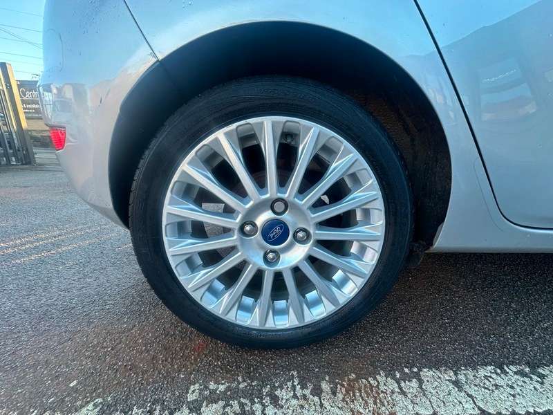 2013 FORD FIESTA 2013 FORD FIESTA