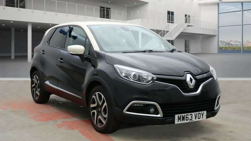 A 2014 RENAULT CAPTUR DYNAMIQUE S MEDIANAV ENERGY TCE S/S A 2014 RENAULT CAPTUR DYNAMIQUE S MEDIANAV ENERGY TCE S/S