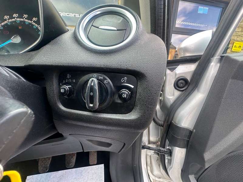 2015 FORD FIESTA 2015 FORD FIESTA