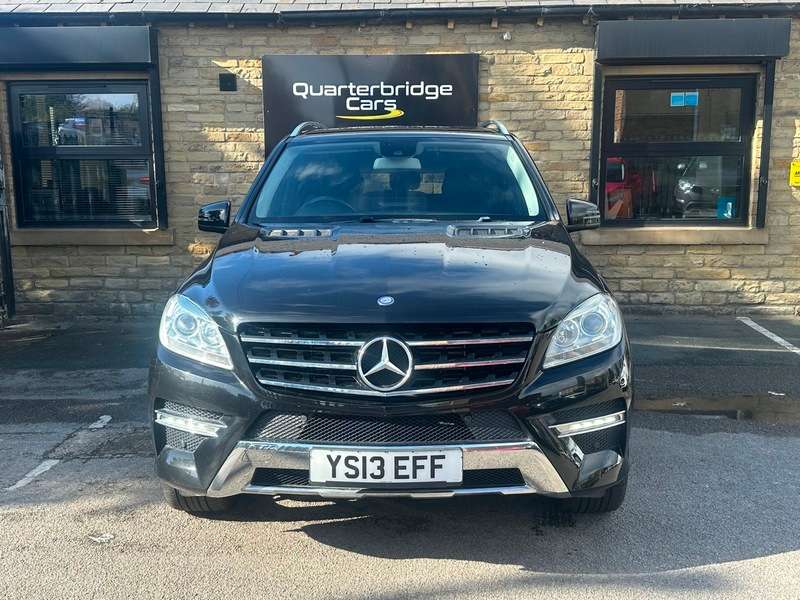 A 2013 MERCEDES M CLASS ML250 BLUETEC AMG SPORT A 2013 MERCEDES M CLASS ML250 BLUETEC AMG SPORT