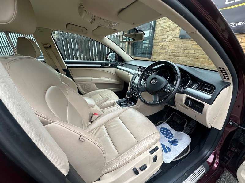 2013 SKODA SUPERB 2013 SKODA SUPERB