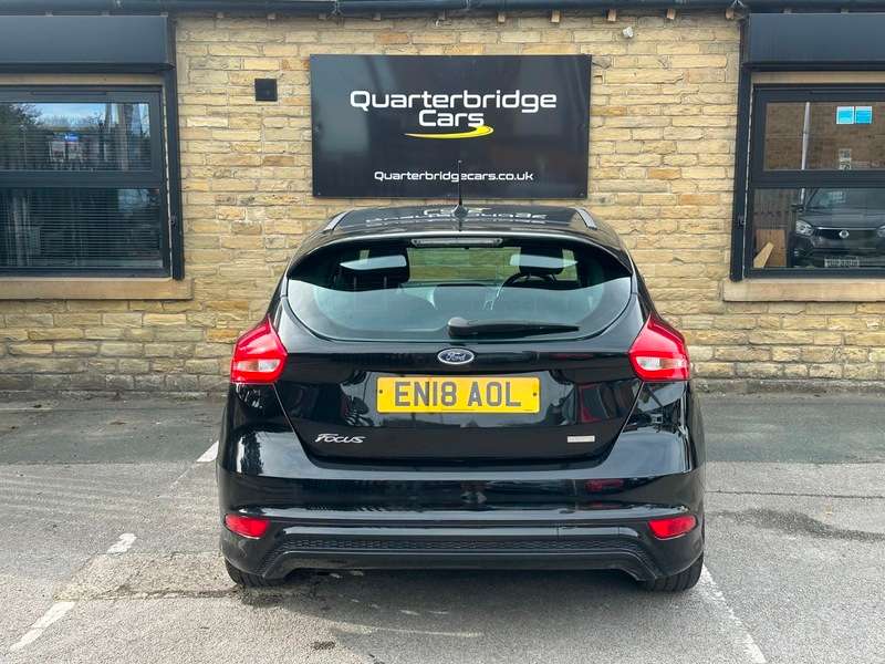 A 2018 FORD FOCUS ST-LINE A 2018 FORD FOCUS ST-LINE