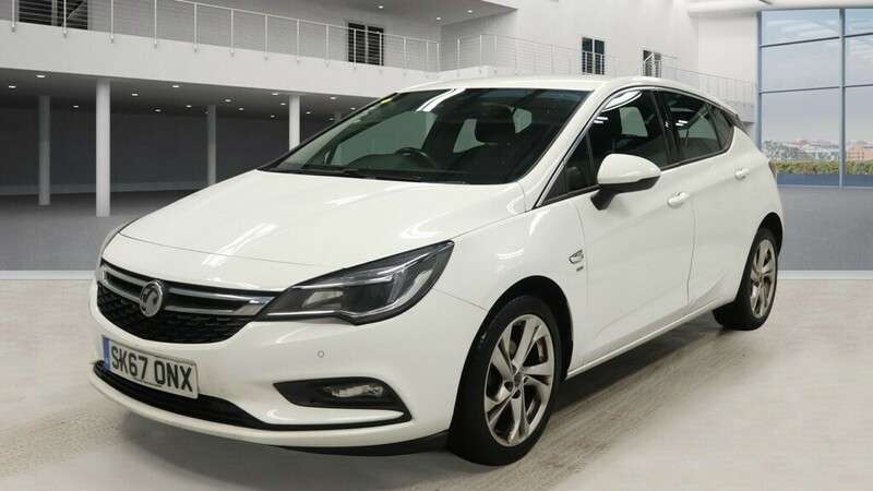 A 2017 VAUXHALL ASTRA SRI A 2017 VAUXHALL ASTRA SRI