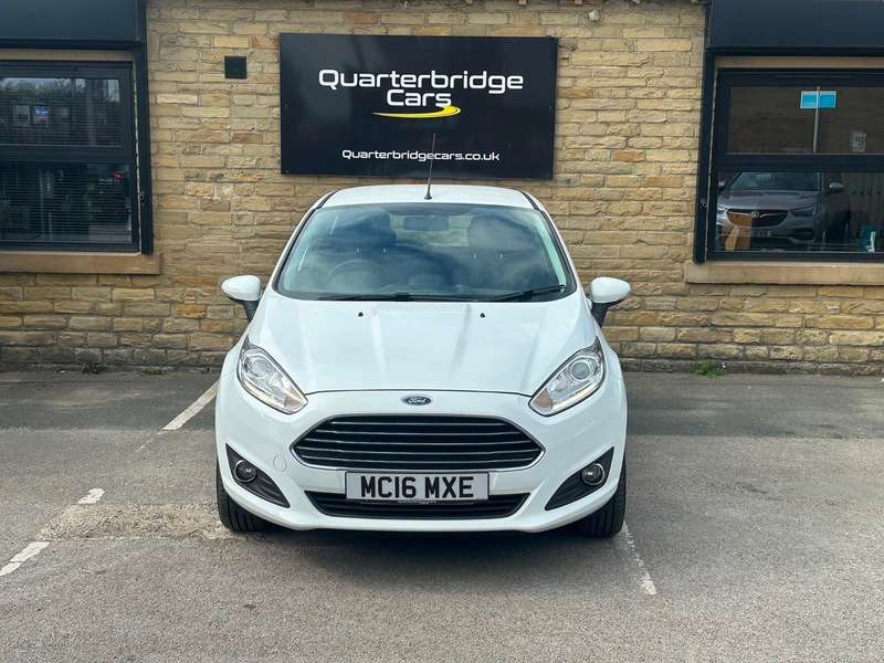 A 2016 FORD FIESTA ZETEC A 2016 FORD FIESTA ZETEC