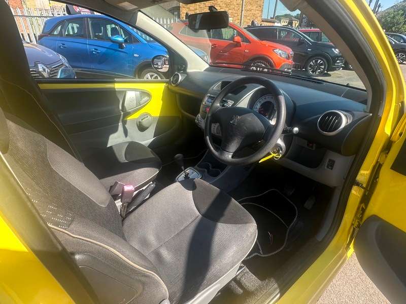 2009 PEUGEOT 107 2009 PEUGEOT 107
