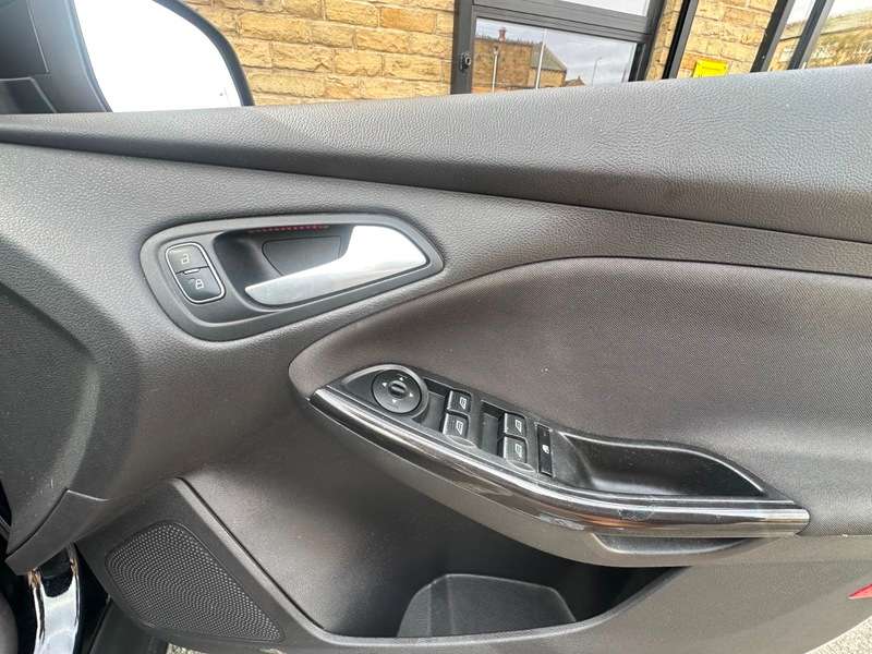 2017 FORD FOCUS 2017 FORD FOCUS