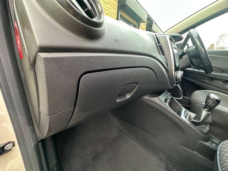 2018 RENAULT CAPTUR 2018 RENAULT CAPTUR