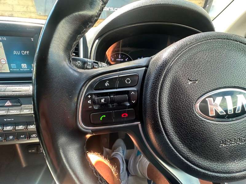 2017 KIA SPORTAGE 2017 KIA SPORTAGE
