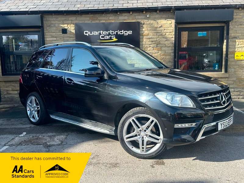 A 2013 MERCEDES M CLASS ML250 BLUETEC AMG SPORT A 2013 MERCEDES M CLASS ML250 BLUETEC AMG SPORT
