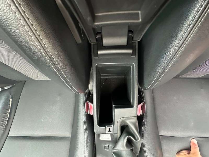 2015 RENAULT MEGANE 2015 RENAULT MEGANE