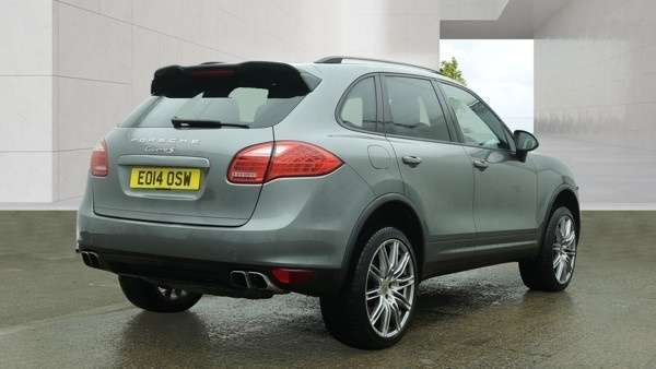 A 2014 PORSCHE CAYENNE D V8 S TIPTRONIC S A 2014 PORSCHE CAYENNE D V8 S TIPTRONIC S