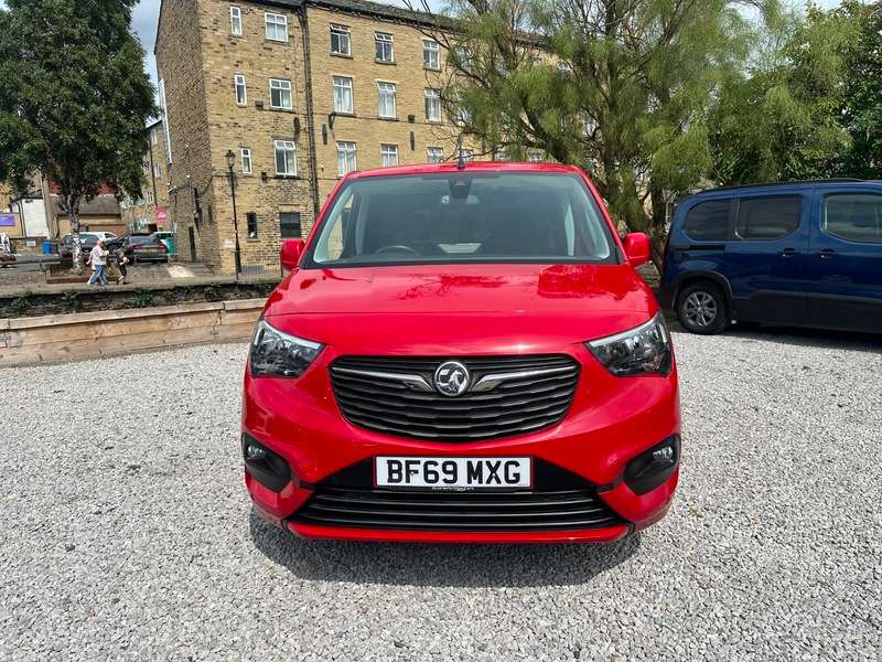 A 2019 VAUXHALL COMBO Micro Camper ENERGY CDTI S/S A 2019 VAUXHALL COMBO Micro Camper ENERGY CDTI S/S