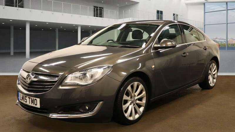 A 2015 VAUXHALL INSIGNIA ELITE NAV CDTI A 2015 VAUXHALL INSIGNIA ELITE NAV CDTI