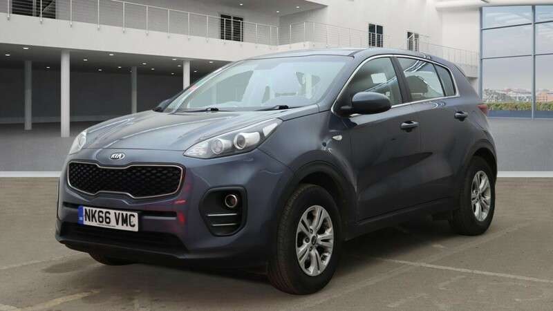 A 2016 KIA SPORTAGE 1 A 2016 KIA SPORTAGE 1