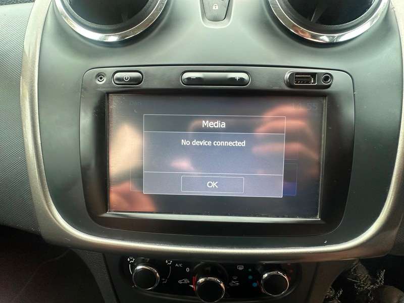 2015 DACIA SANDERO 2015 DACIA SANDERO