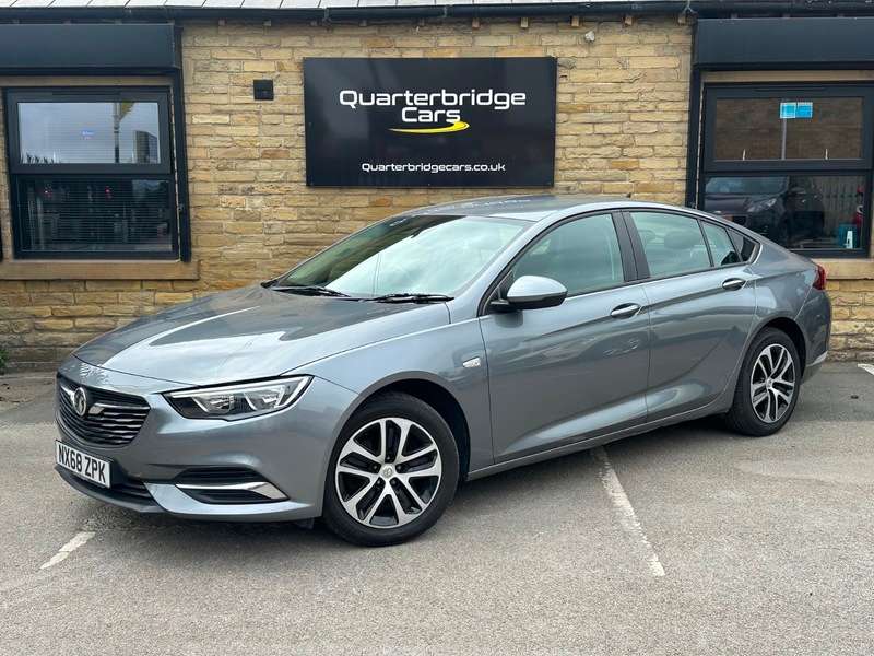 A 2018 VAUXHALL INSIGNIA GRAND SPORT DESIGN NAV A 2018 VAUXHALL INSIGNIA GRAND SPORT DESIGN NAV