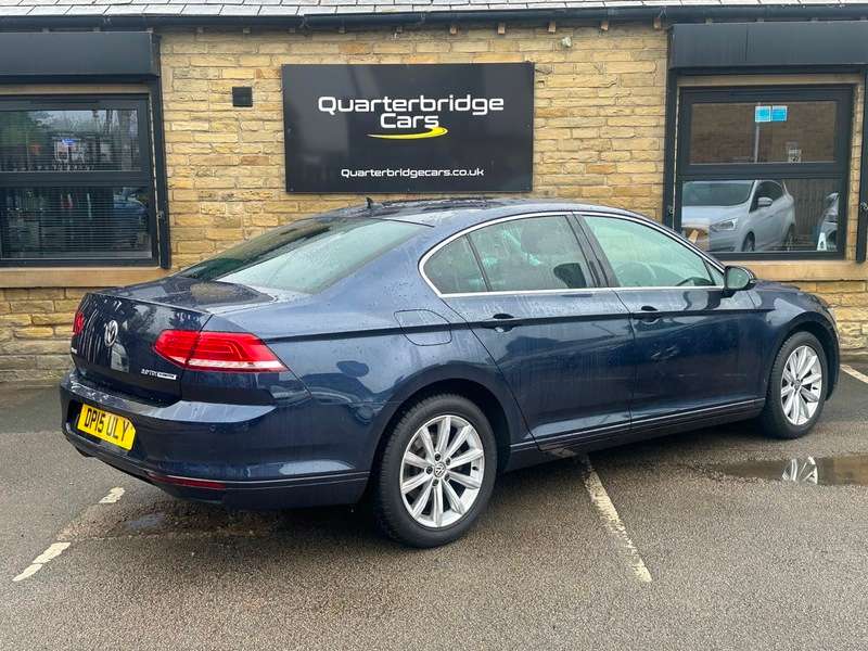A 2015 VOLKSWAGEN PASSAT SE BUSINESS TDI BLUEMOTION TECH DSG A 2015 VOLKSWAGEN PASSAT SE BUSINESS TDI BLUEMOTION TECH DSG