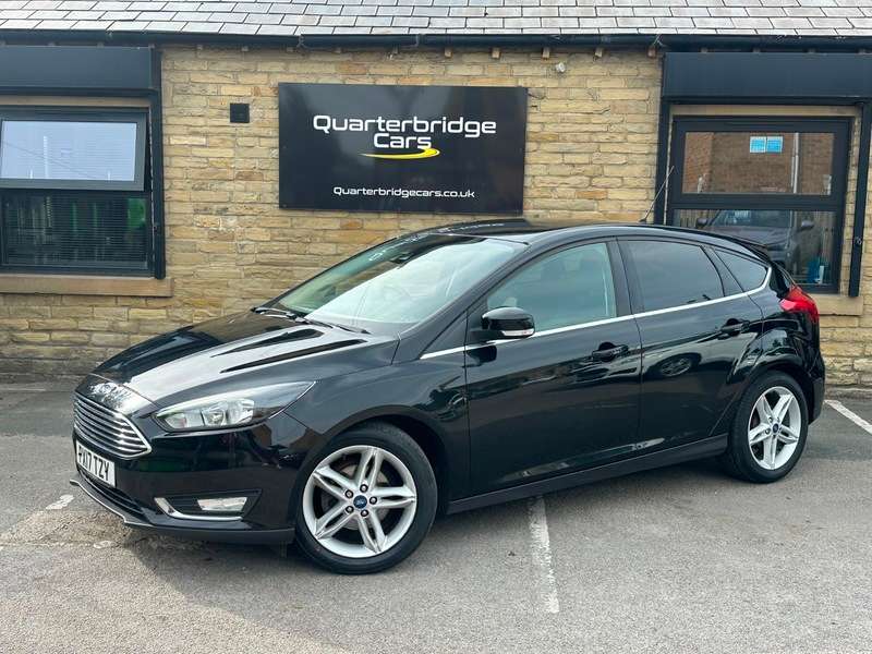 A 2017 FORD FOCUS TITANIUM A 2017 FORD FOCUS TITANIUM
