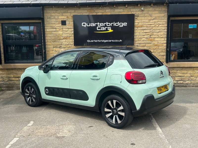 A 2017 CITROEN C3 PURETECH FLAIR A 2017 CITROEN C3 PURETECH FLAIR