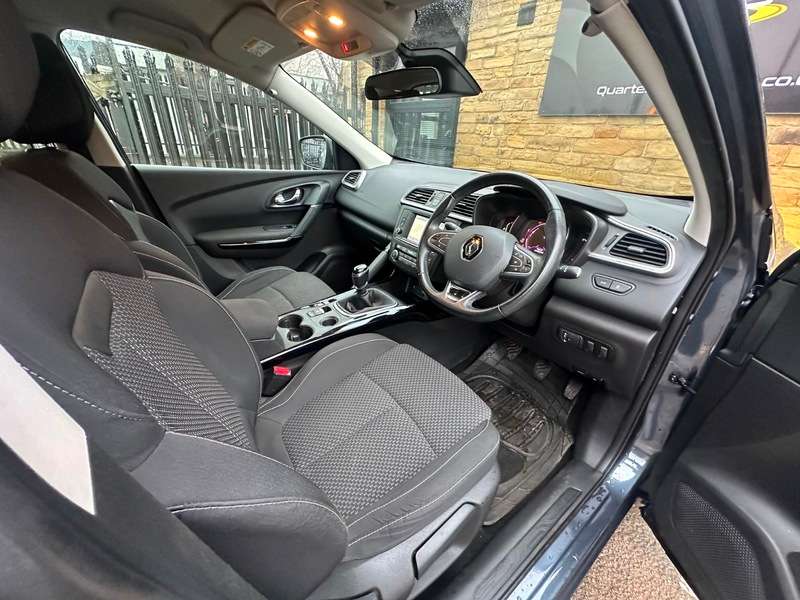 2016 RENAULT KADJAR 2016 RENAULT KADJAR